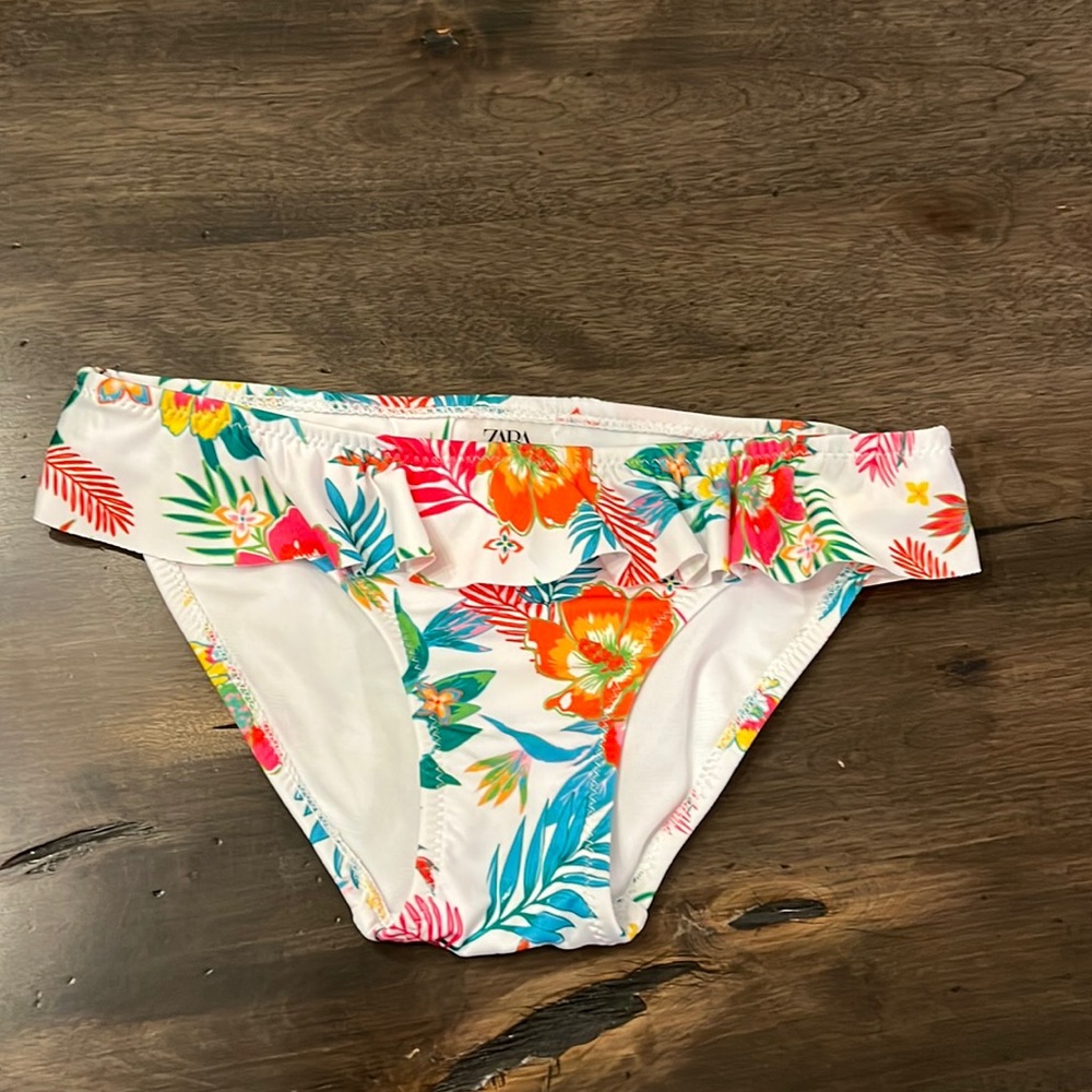 Zara bikini bottom. Girls size 9-19. NWOT